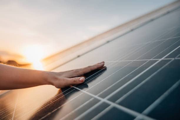 Lee más sobre el artículo Materiales de paneles solares, ¿son ecológicos?