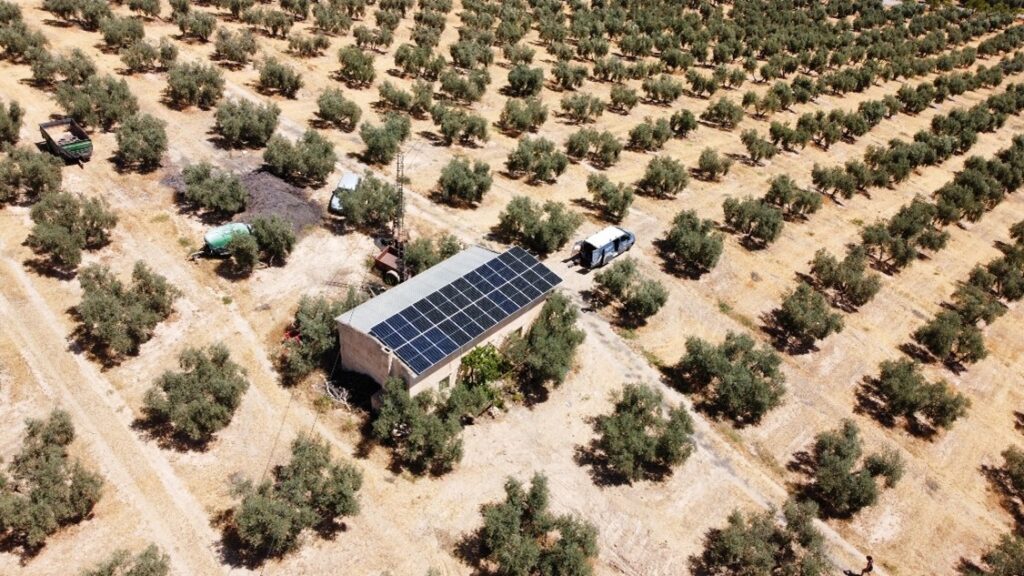 paneles solares agricolas